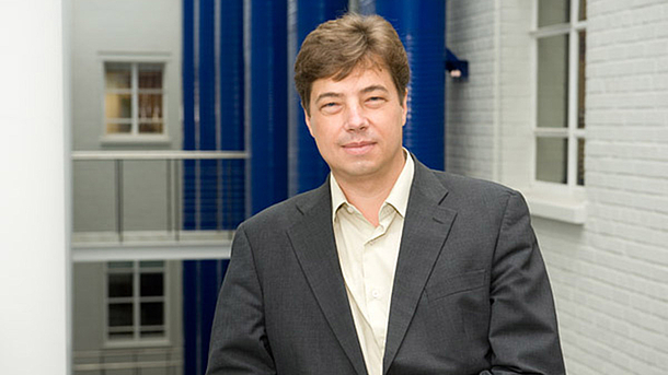 Porträtfoto von Prof. Dr. Anatoly V. Zayats