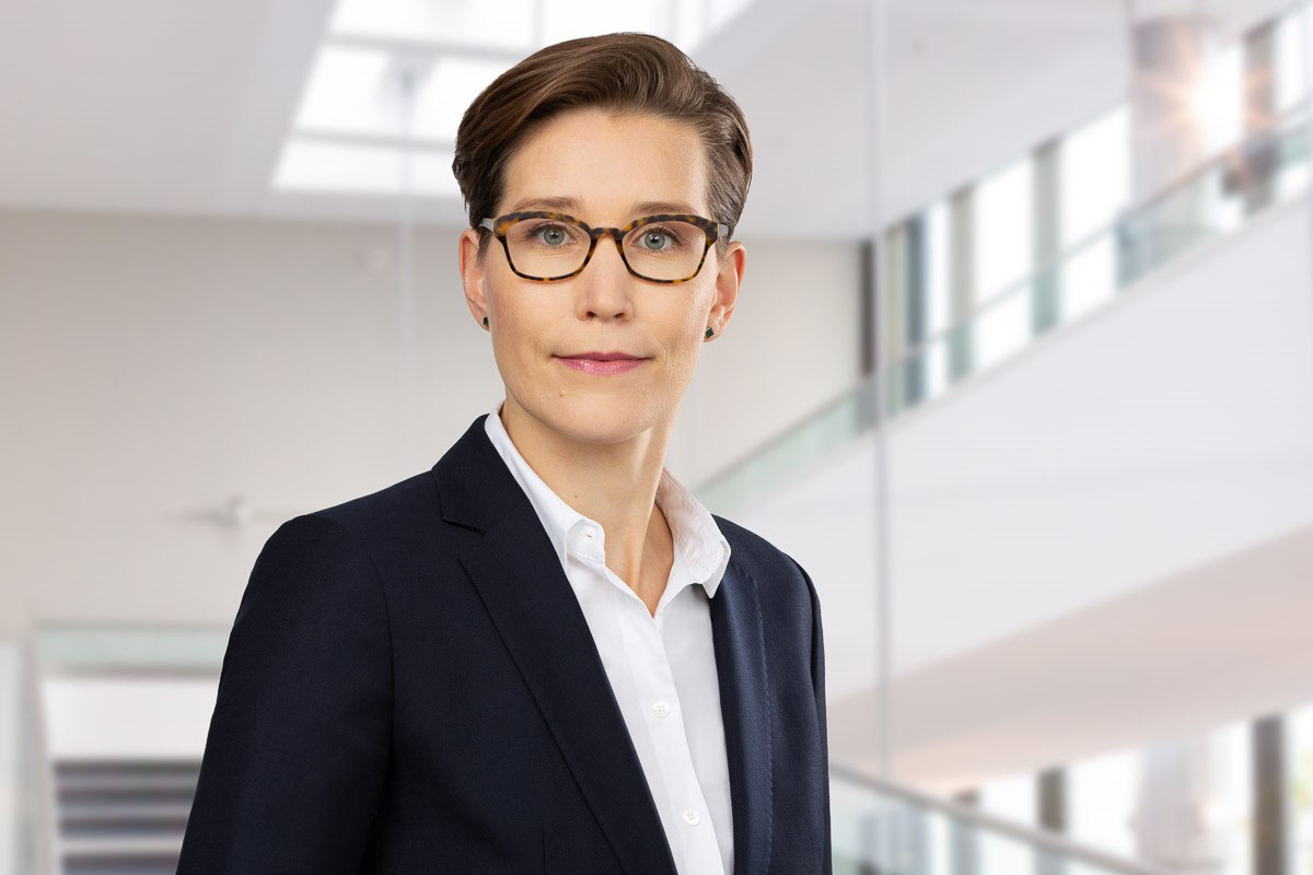 Porträtfoto von Prof. Dr. Stefanie Büchner