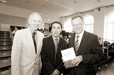 Bild: Feier zu Leibniz Geburtstag | 2010 Prof. Erich Barke, Prof. Wenchao Li und Stephan Weil